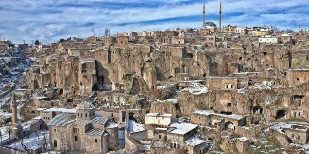 Ürgüp ya da Göreme sananlar yanılıyor! Türkiye’nin ikinci Kapadokya’sı: Bu doğa harikası keşfinizi bekliyor 8